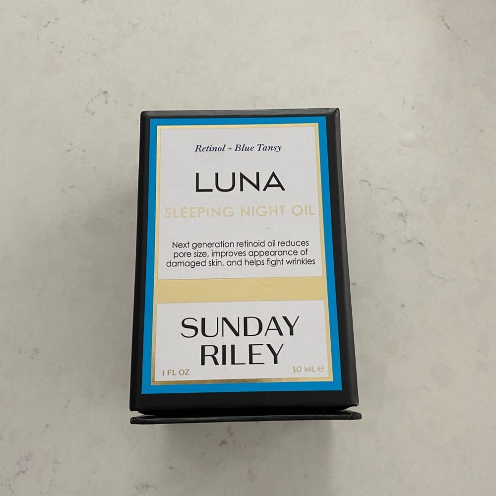 New in box Luna Sunday Riley sleeping oil